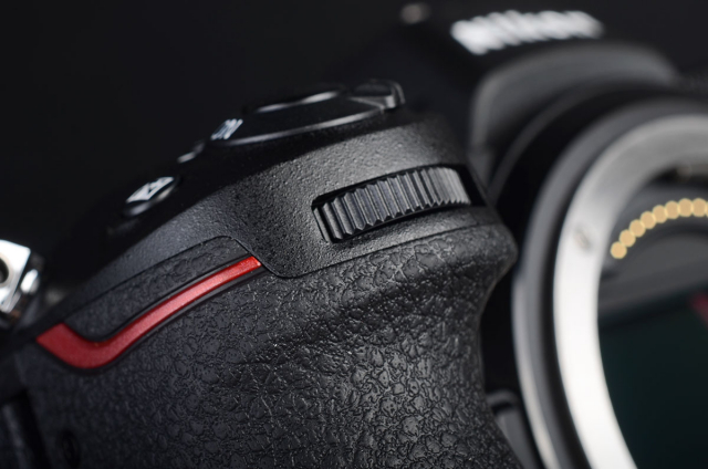 尼康z7配85mmf1.8与24-70mm,尼康z7ii和富士gfx50sii高感评测