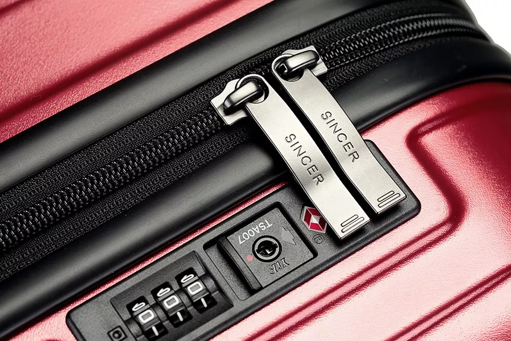 旅行箱卡扣锁跟拉链哪个更轻便,旅行箱航空锁怎么用