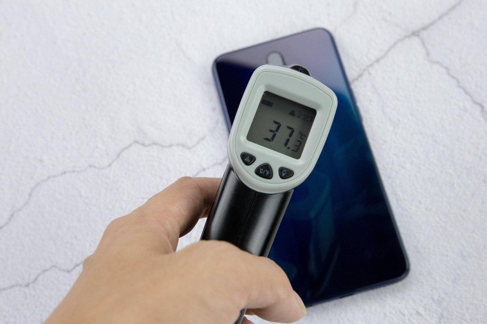 oppor17手机游戏测评,oppor17游戏性能测试