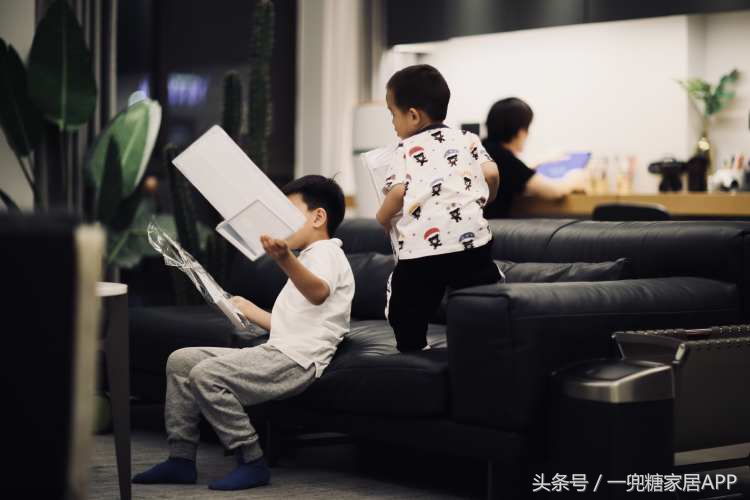 为了2个娃,我183㎡的家,没一个凸出来的柜门把手