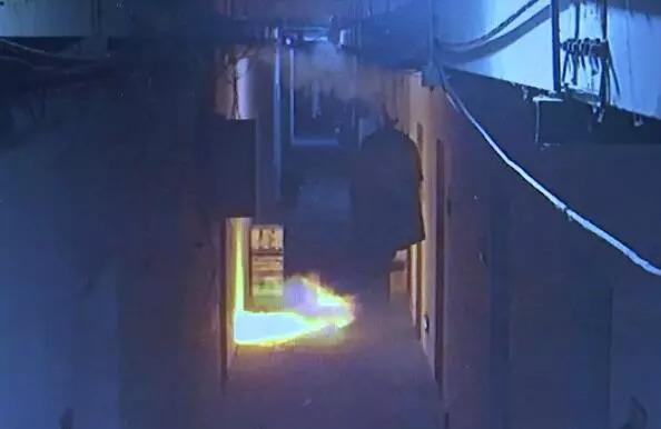 人体着火时如何扑救,着火救人教程