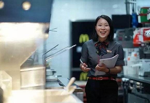 哪些餐饮加盟店适合创业,创业餐饮店什么时候适合开第二家