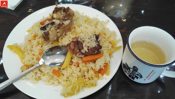 一次偶然，铸就永恒，十年驴龄的他“长存”于此-乌孙驴行记