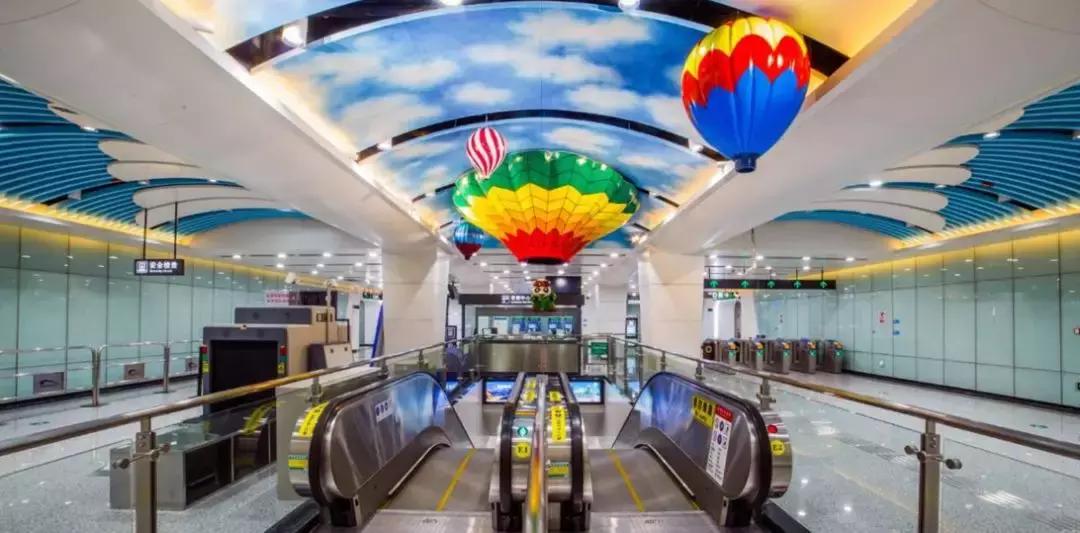 10号线一周年｜芙蓉花开，走进10号线绽放的365天