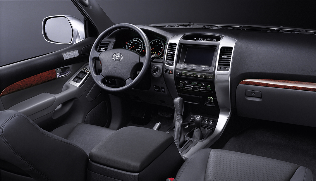 买二手老款普拉多值吗,保值率神话车型