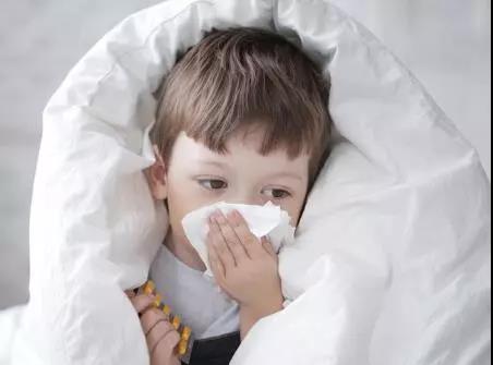 宝宝流鼻涕最有效方法,宝宝流鼻涕流鼻血怎么回事