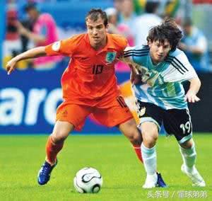 荷兰三剑客放到当今足坛会如何,巨星退出五大联赛