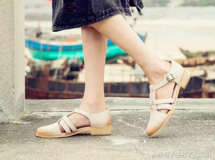 淘宝女士鞋子夏天,夏天在淘宝上卖什么比较好