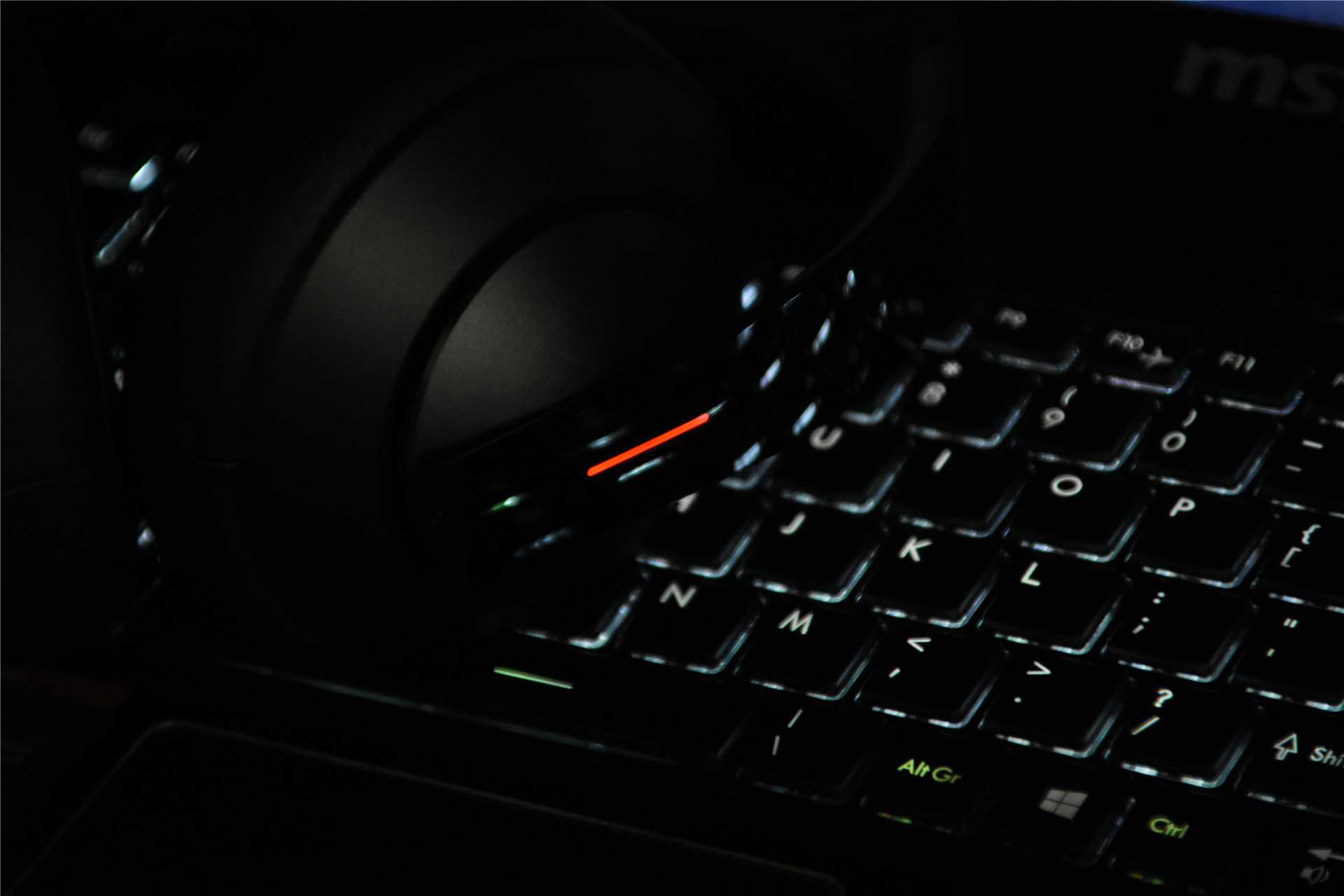 小米耳机推荐游戏头戴式,打吃鸡最好用的小米耳机