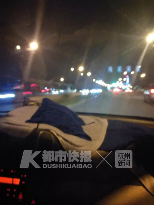 滴滴深夜服务卡被取消能出车么,滴滴暂停交通枢纽还可以接单吗