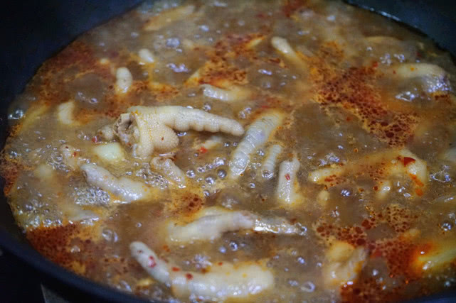 鸡爪凉拌怎么弄去骨,无骨鸡爪脱骨怎么煮不会烂