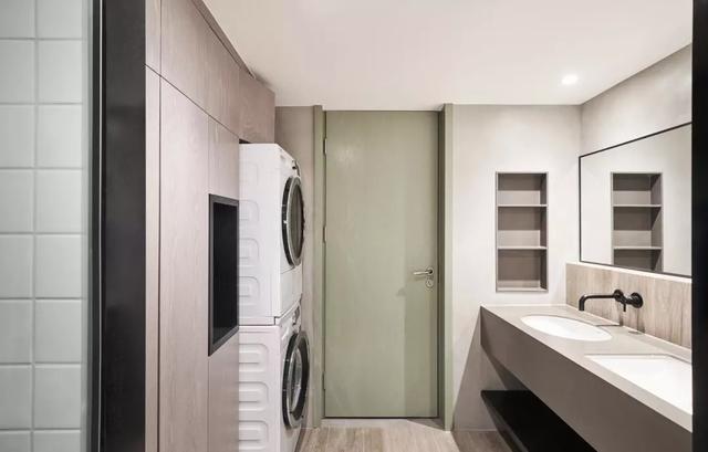 家里顶楼怎么装修,买到顶楼要怎么装修斜屋顶