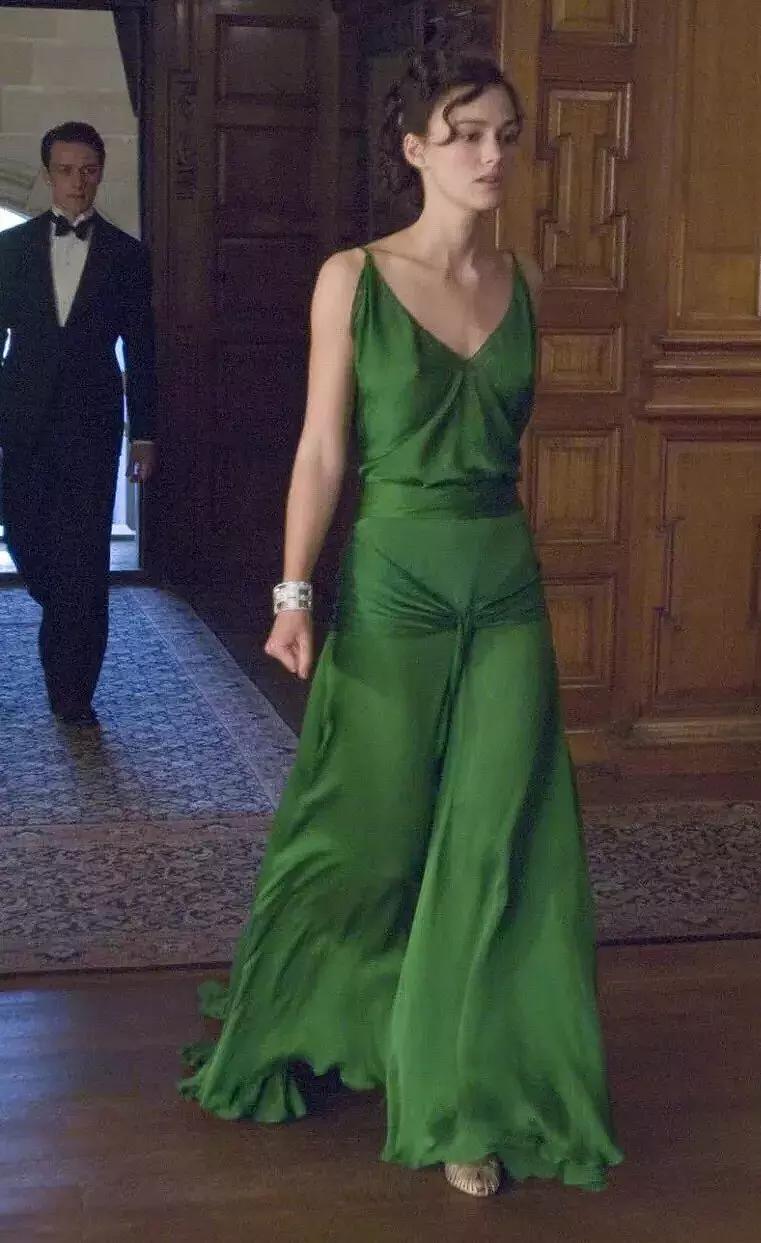 30刀就被她穿成街头女神，而你还没pick同色系？