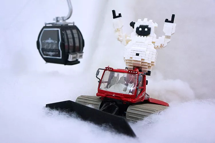 滑雪只戴头盔？也许是颜值限制了你的想象力