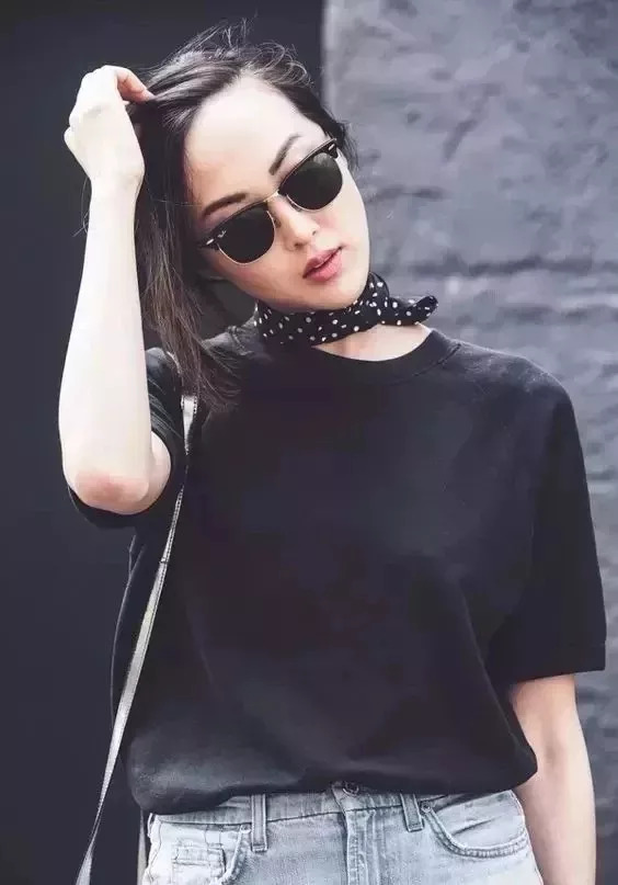 石原里美丝巾搭配图片,石原里美丝巾戴法