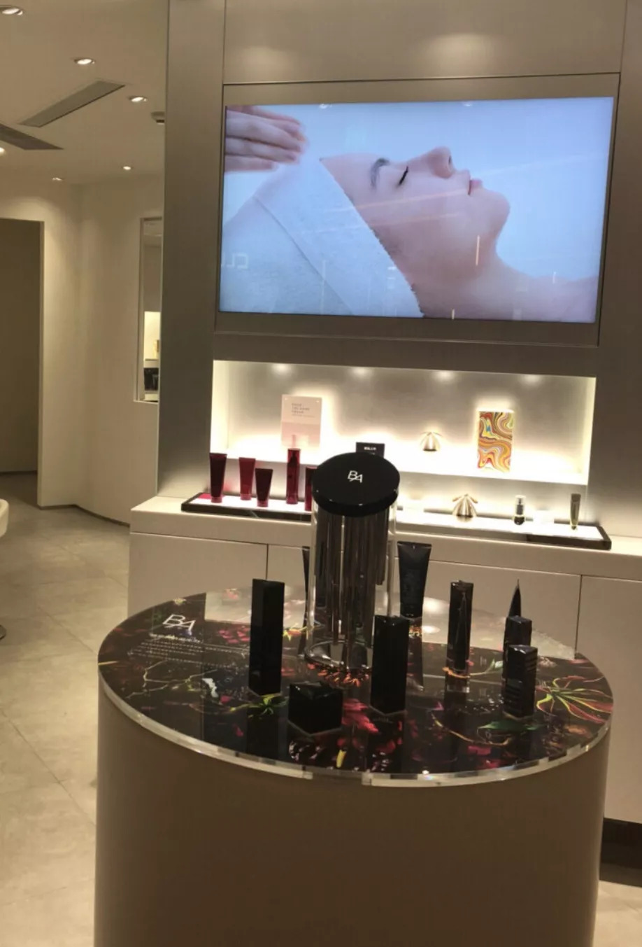 平价嫩肤护肤推荐,院线高端美容护肤产品