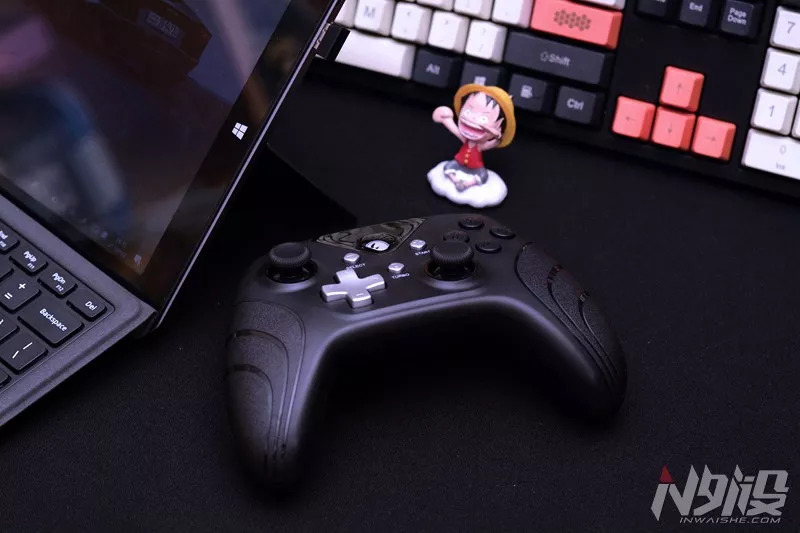 你多久没用手柄玩游戏了，凌耀X-One无线手柄开箱体验