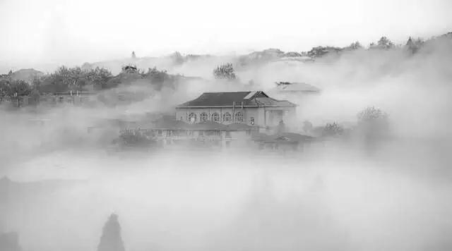 庐山感受李白笔下的诗情画意,世界文化遗产庐山