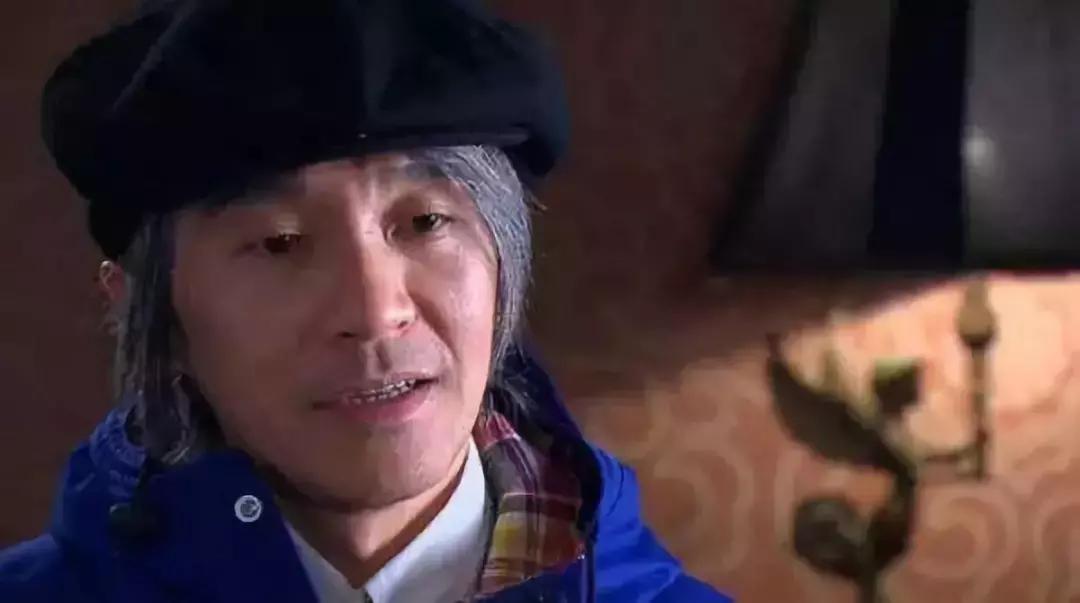 周星驰为了一个机会苦苦等十年,周星驰老了满头白发