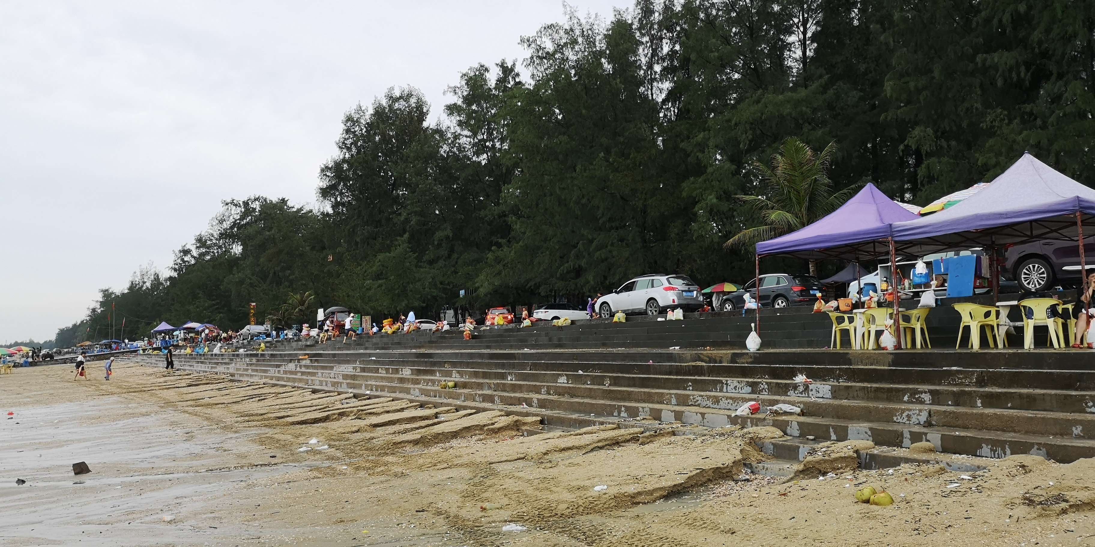 银滩吃海鲜攻略,银滩海鲜大餐推荐