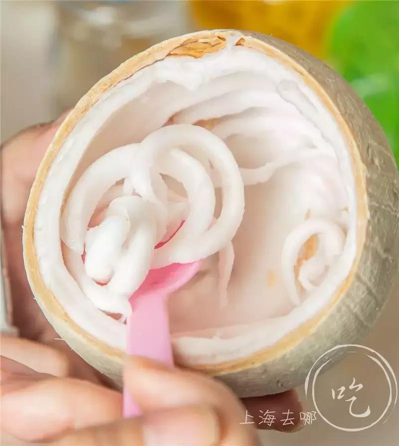 泰国椰壳冰淇淋,泰国街头椰奶冰淇淋