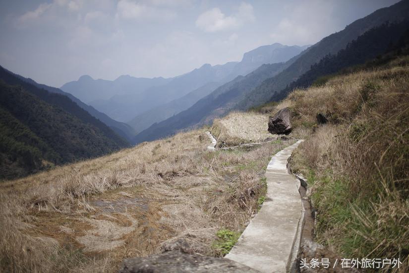 将轻量化进行到底——20L背包的千八雪地露营