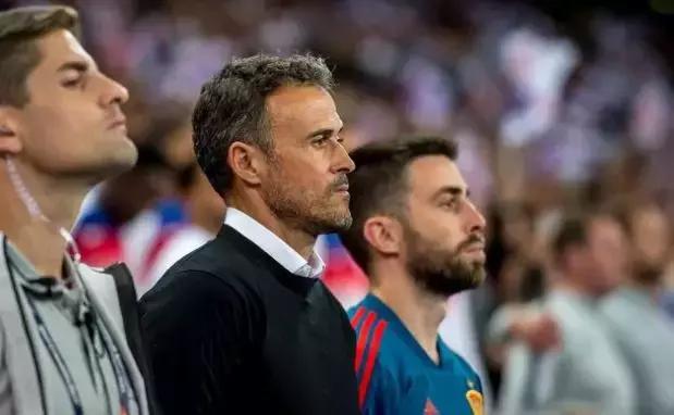 一场造5球！谁能想到世界杯亚军最惨失利是拜这妖星所赐