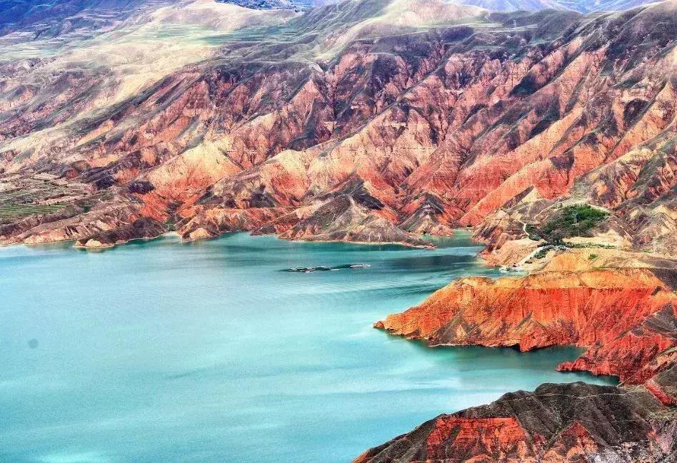 国内最美的十大海滨城市,国内最撩人的20个金秋童话