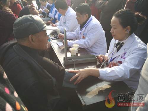 “最美医生”的仁者情怀——记商丘市第五人民医院皮肤科主任邓娟