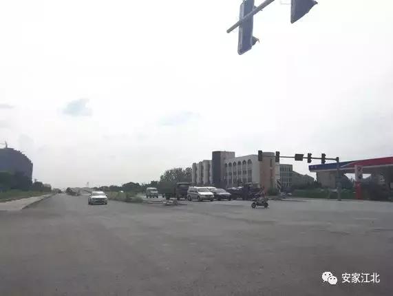 刚刚，大学研究院正式签约！江北新区这个板块爆发了