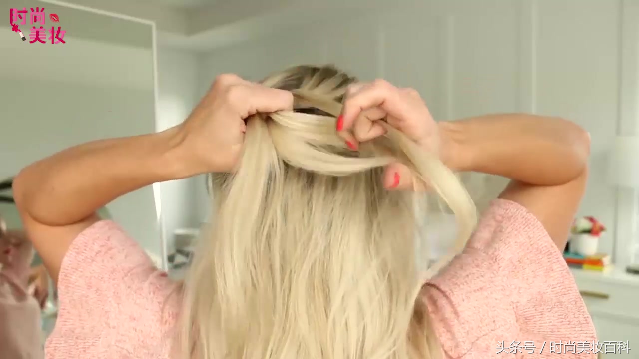 时尚发型编发教程简单的,发型女2021流行编发中长发