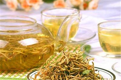 天热宝宝长痱子咋办？教你几招治痱子