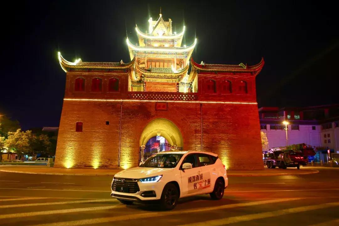 最新款比亚迪宋越野实测,比亚迪宋穿越罗布泊