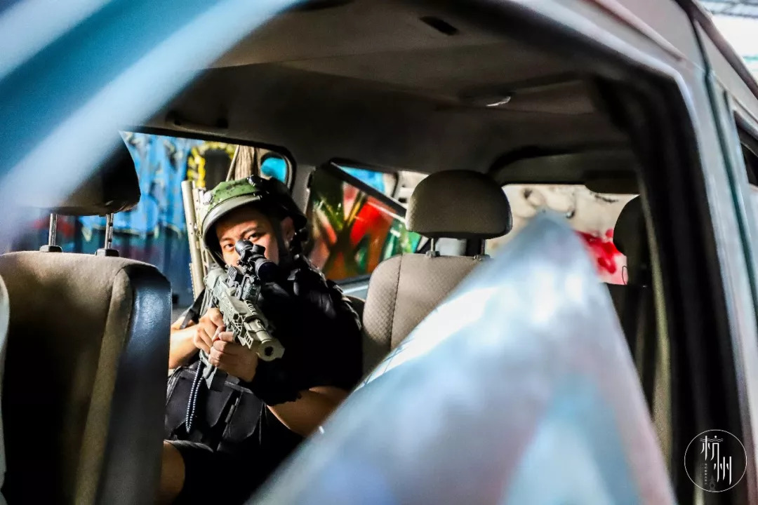 真人吃鸡海滩战斗,吃鸡真人版真实场地