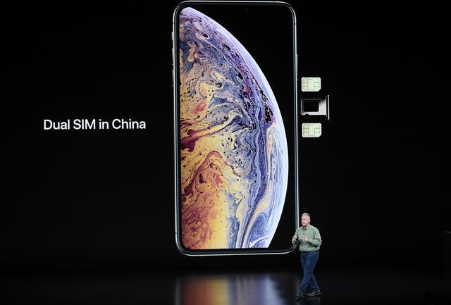 iphone怎么装两张卡,新iphone可以传输两个手机数据吗