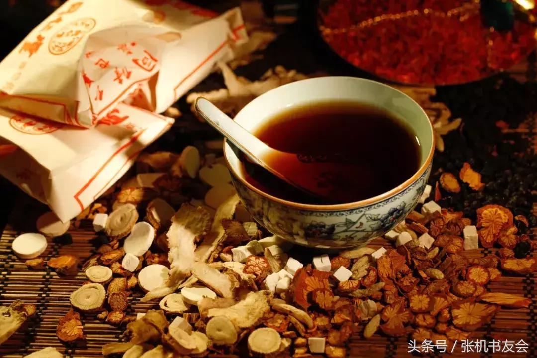 噩梦惊醒解梦,噩梦惊醒失眠心事重重