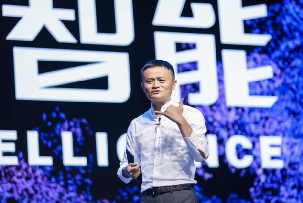 马云逛淘宝造物节吃肉夹馍,马云在淘宝造物节演讲视频