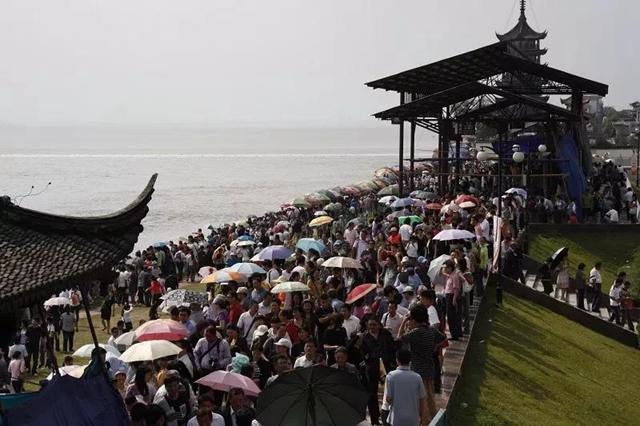2019海宁观潮攻略,海宁钱塘江最佳观潮攻略