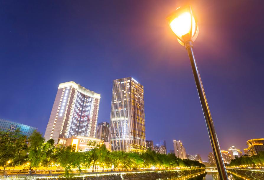 写标书怎样避免废标,投标书废标口诀