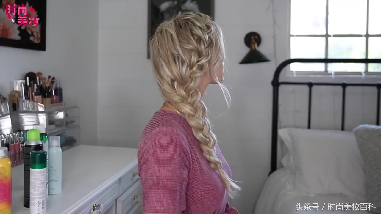法式刘海麻花辫怎么扎好看,盘发教程之复古法式麻花辫