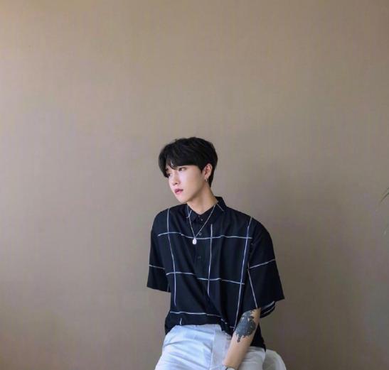 男生小奶狗穿搭怎么穿,男生穿搭奶狗型