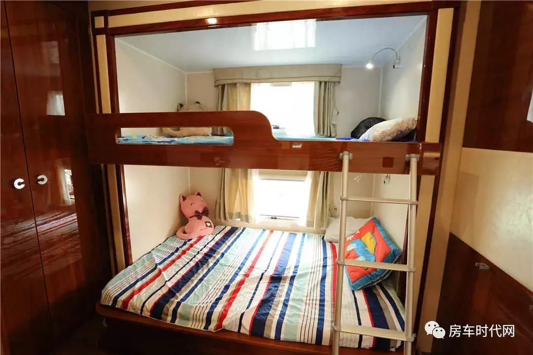 一万元房车两室一厅,一万元左右的房车旅行