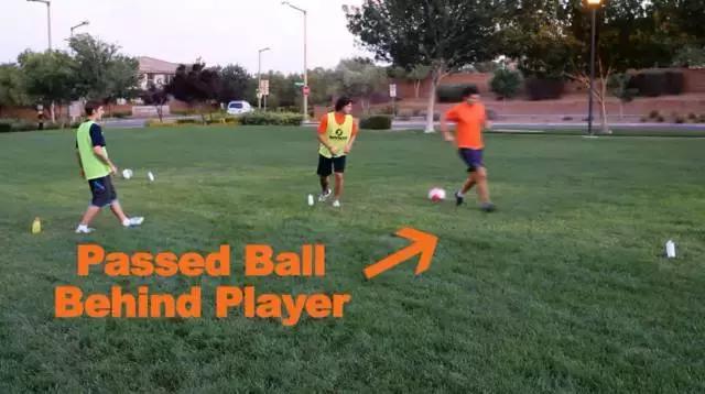 教你如何二打一压制对方,二打二配合技巧