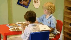 半夜肚子饿吃什么不会胖,有没有吃多少都不会胖的食物