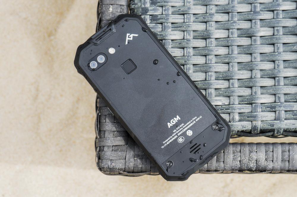 老人三防手机排行榜10强,颜值高性能好的手机