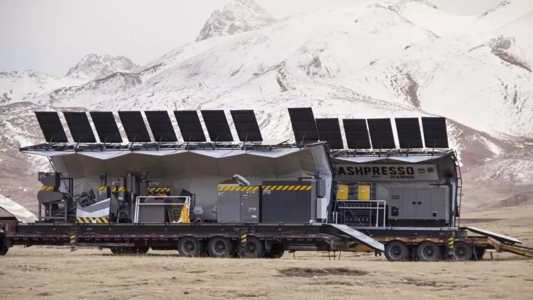 这位设计师太有才了,这位设计师的脑洞也是真够逆天的