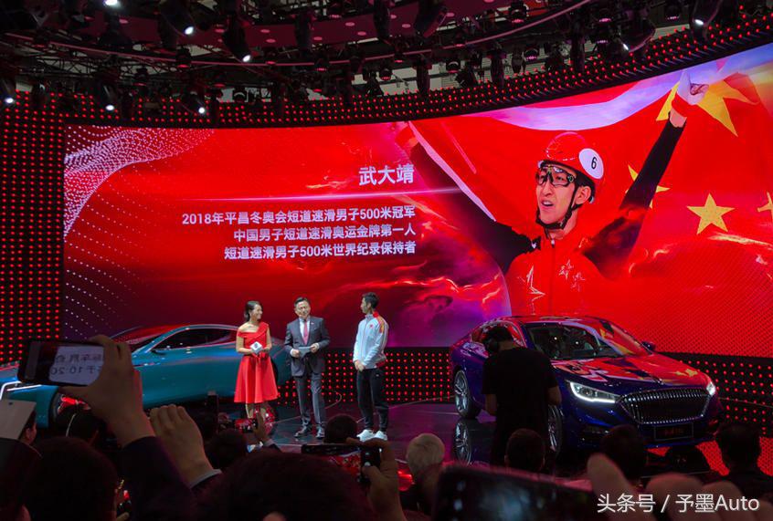 18岁开红旗什么感觉,年纪轻轻就开上了奥迪