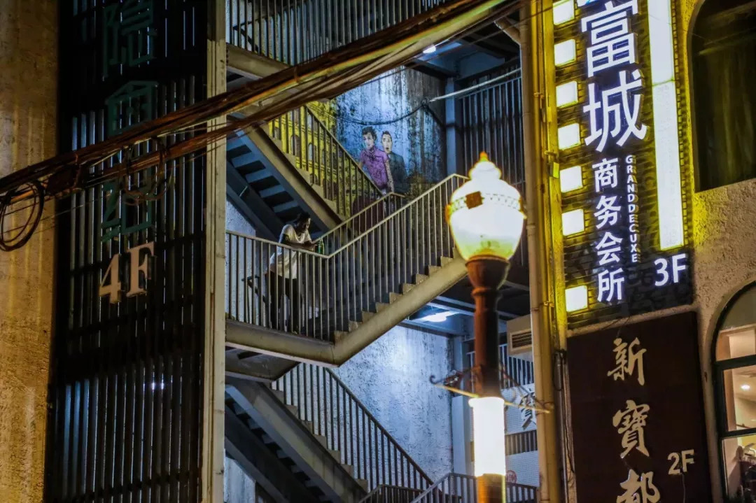 南京的夜晚真实图片,2005年的南京街头真实影像