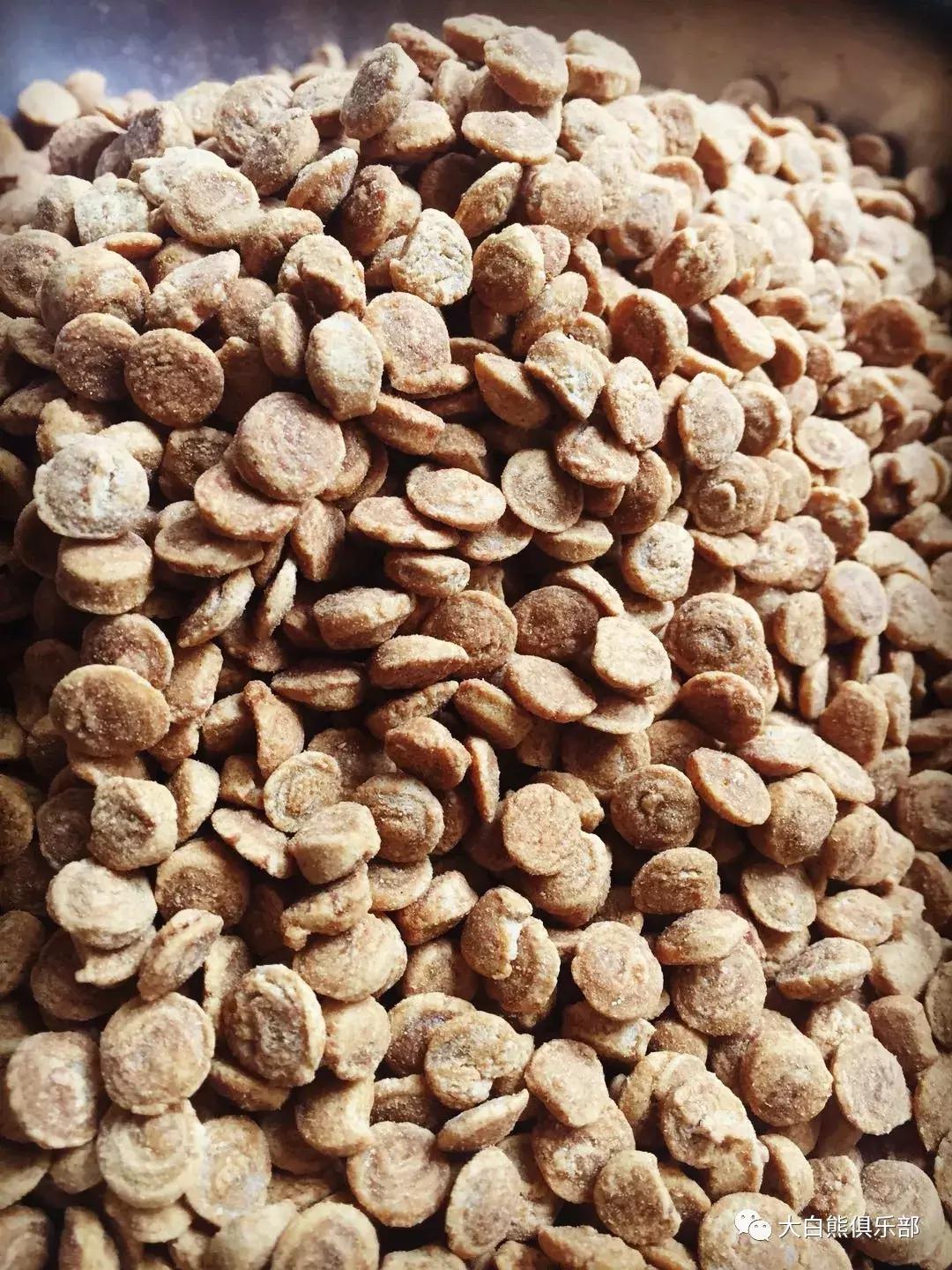 现在买的狗粮都有毒吗,人吃狗粮靠谱吗