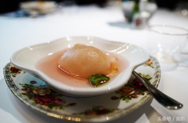 上海西郊5号餐厅40余万元天价账单,西郊5号天价餐厅